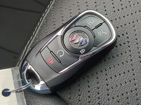 Used 2021 Buick Encore GX Essence w/ Advanced Technology Package AWD/4WD image 40