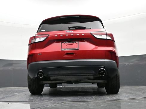 Used 2021 Ford Escape SE w/ SE Sport Appearance Package FWD image 23