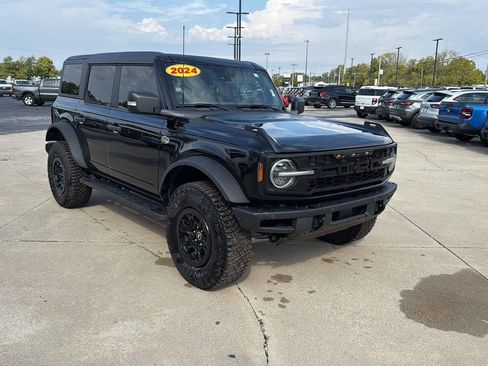 Used 2024 Ford Bronco Wildtrak image 7