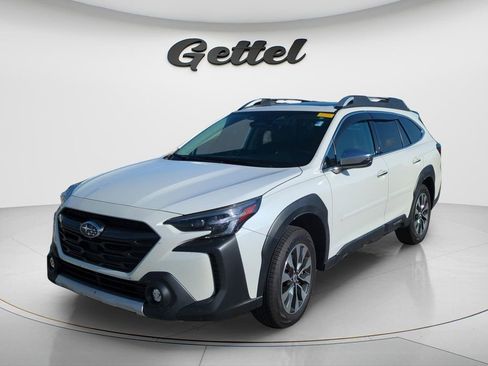 Used 2024 Subaru Outback Touring AWD/4WD image 1