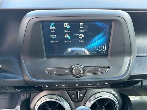 Used 2018 Chevrolet Camaro LT image 27