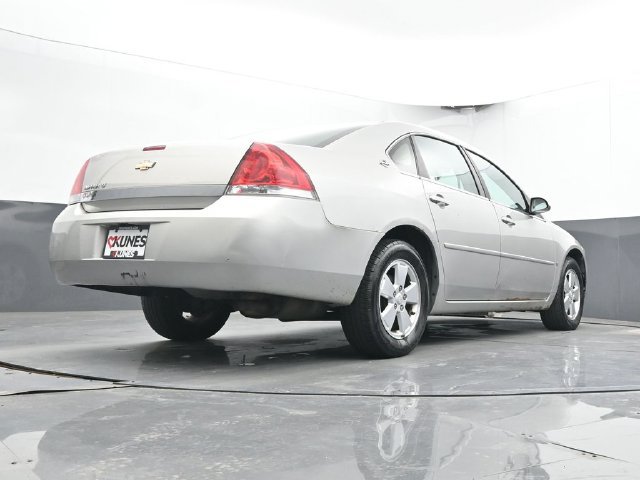 Used 2008 Chevrolet Impala LT FWD image 36