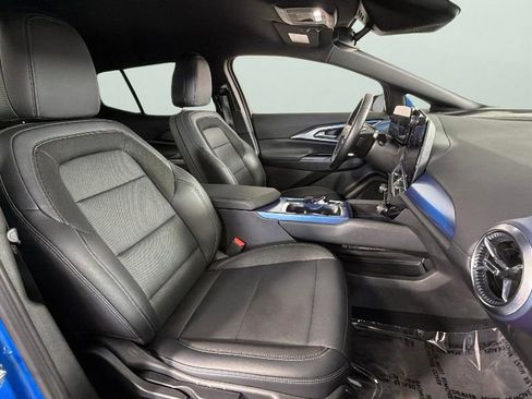 Used 2025 Chevrolet Equinox EV LT w/ Convenience Package FWD image 34