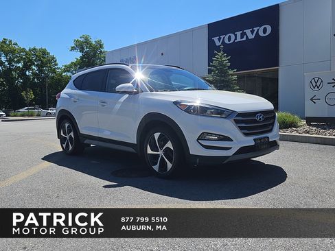 Used 2018 Hyundai Tucson Value AWD/4WD image 1
