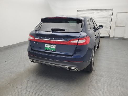 Used 2017 Lincoln MKX Reserve FWD image 7