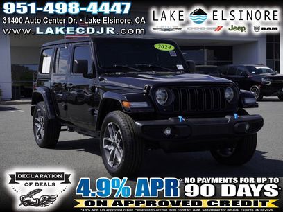 Used 2024 Jeep Wrangler Unlimited w/ Technology Group