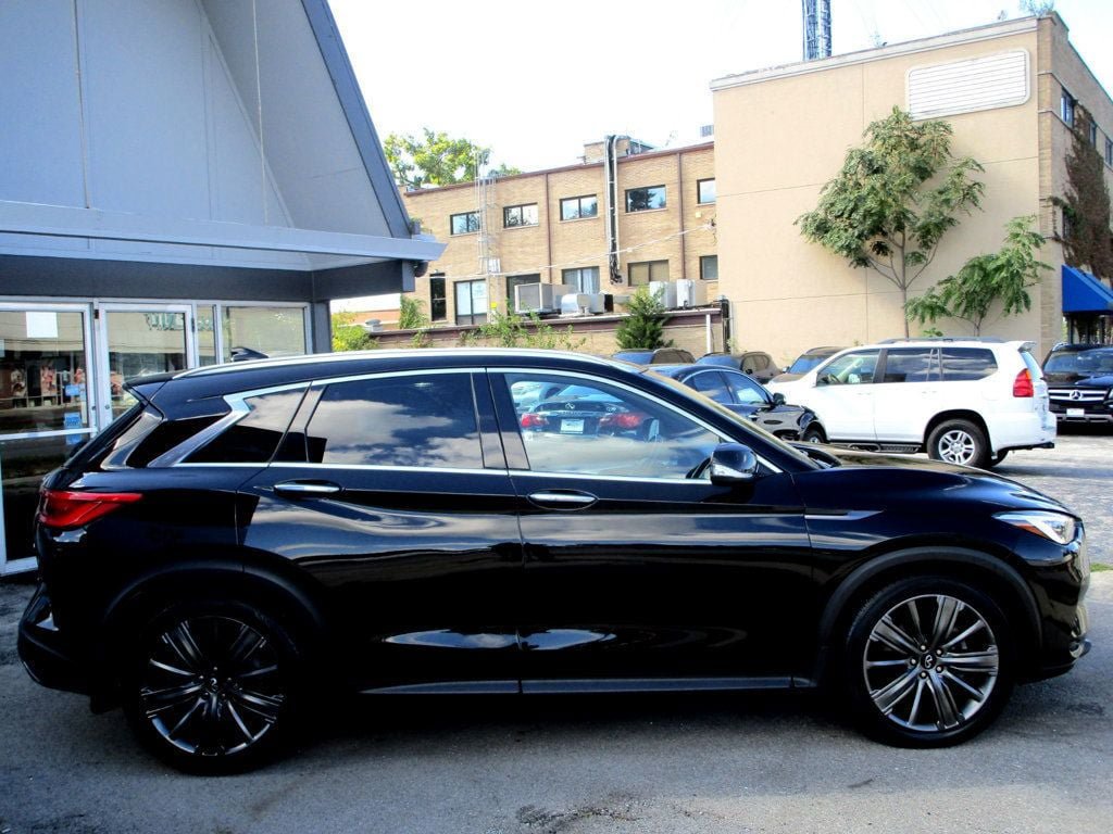 Used 2020 INFINITI QX50 Essential w/ Edition 30 Package AWD/4WD image 11