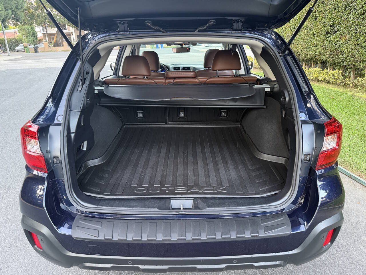 Used 2018 Subaru Outback 2.5i Touring AWD/4WD image 21