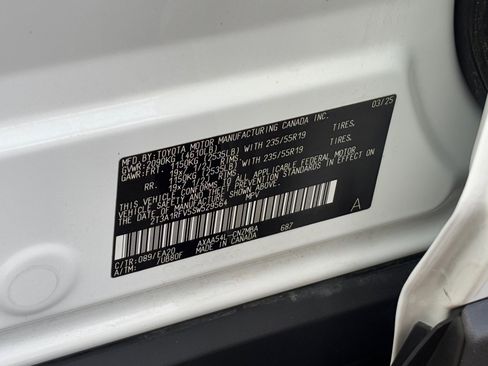 Certified 2025 Toyota RAV4 XLE Premium image 30