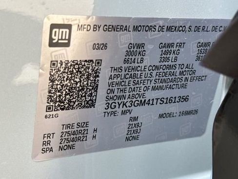 New 2026 Cadillac Optiq Sport 2 w/ LPO, Floor Liner Package image 28