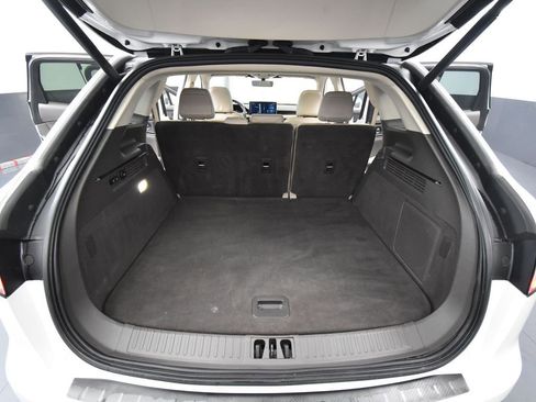 Used 2023 Lincoln Nautilus Reserve w/ Equipment Group 201A image 41