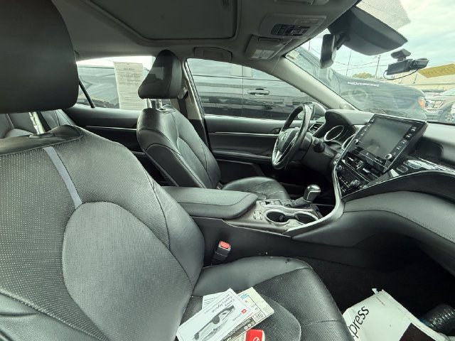 Used 2022 Toyota Camry XLE w/ Navigation Upgrade Package FWD image 20