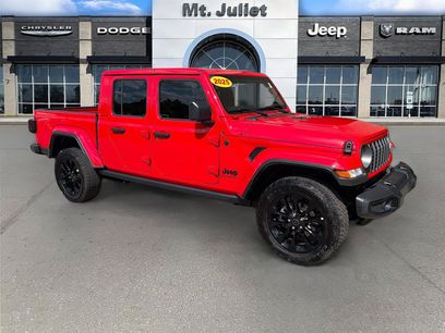 Used 2025 Jeep Gladiator Sport