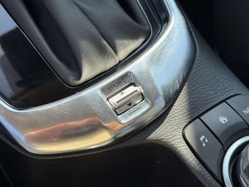 Used 2017 Toyota Yaris iA FWD image 24