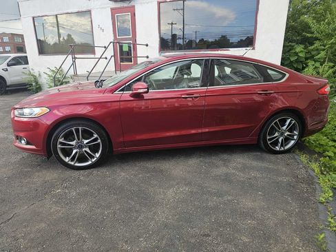 Used 2016 Ford Fusion Titanium FWD image 1