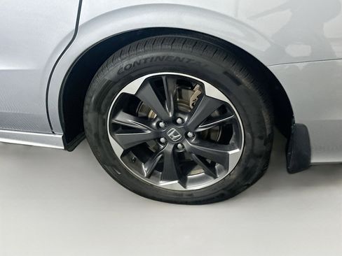 Used 2021 Honda Odyssey Elite image 11