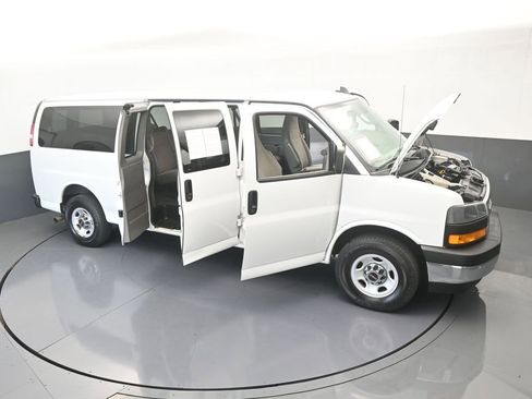 Used 2020 GMC Savana 3500 LT w/ LT Preferred Equipment Group image 64