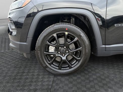 New 2026 Jeep Compass Latitude image 23