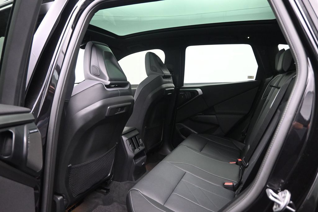 Used 2025 BMW X3 M50 AWD/4WD image 24