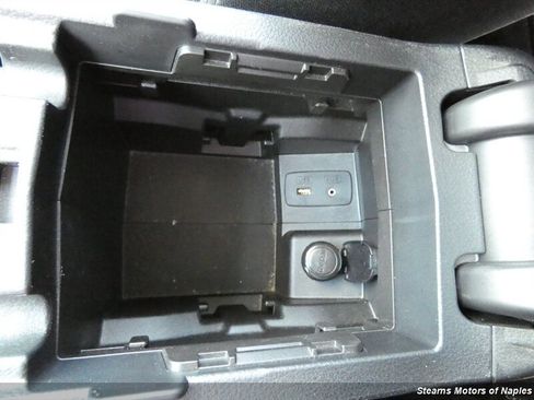 Used 2014 Subaru Crosstrek 2.0i Premium image 34