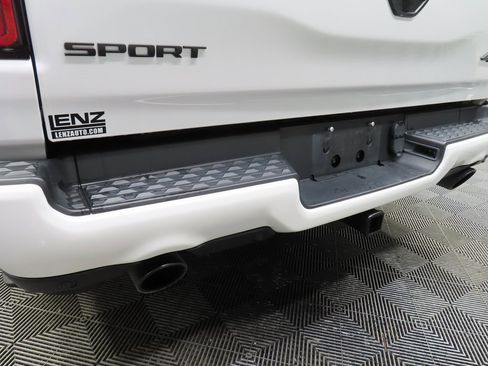 Used 2020 RAM 1500 Sport w/ Leather & Sound Group image 39