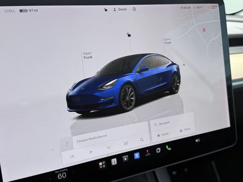 Used 2022 Tesla Model 3 Standard Range RWD image 61