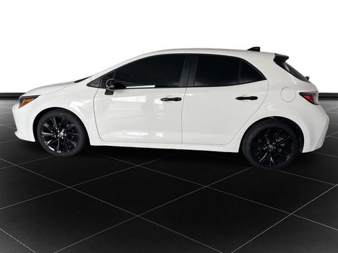 Used 2021 Toyota Corolla SE FWD image 2