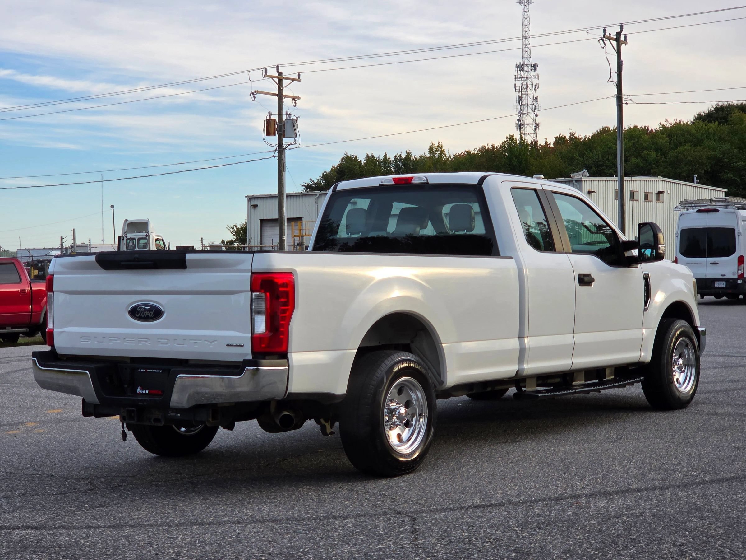 Used 2018 Ford F250 XL w/ Power Equipment Group RWD image 14