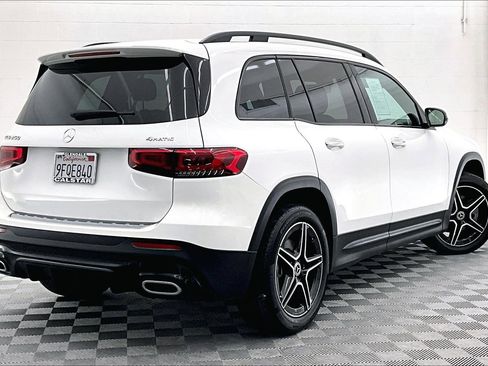 Certified 2023 Mercedes-Benz GLB 250 4MATIC image 11