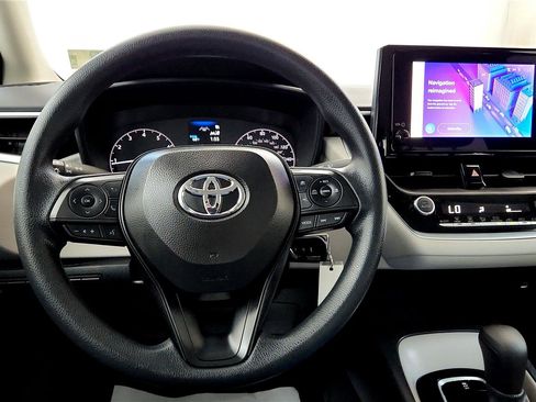 Used 2024 Toyota Corolla LE image 27