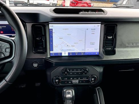 Used 2021 Ford Bronco Outer Banks image 14