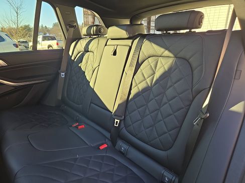 New 2026 BMW X5 xDrive40i w/ M Sport Package image 6