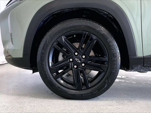 Used 2024 Chevrolet Trax ACTIV w/ Driver Confidence Package FWD image 8
