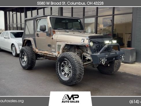 Used 2004 Jeep Wrangler Sahara w/ Dual Top Group AWD/4WD image 1
