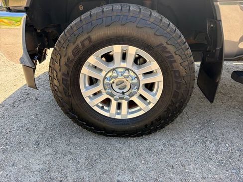 Used 2019 Ford F250 XLT w/ XLT Value Package AWD/4WD image 32
