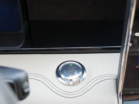 Used 2024 Lincoln Navigator Reserve AWD/4WD image 35