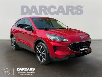 Used 2022 Ford Escape SE w/ SE Sport Appearance Package