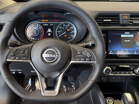 New 2025 Nissan Versa SR w/ Trunk Package image 15