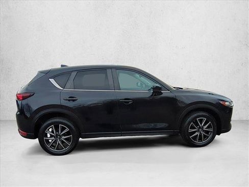 Used 2018 MAZDA CX-5 Touring image 4