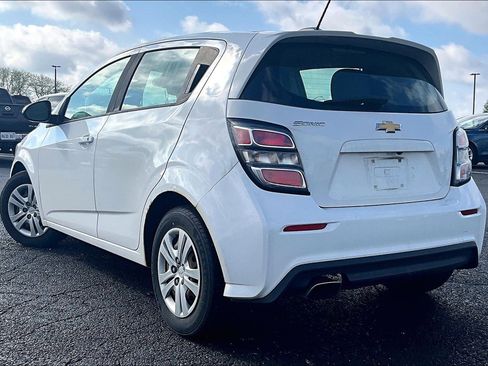 Used 2017 Chevrolet Sonic LT image 5