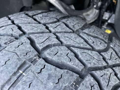 Used 2024 Chevrolet Silverado 1500 Custom Trail Boss image 34