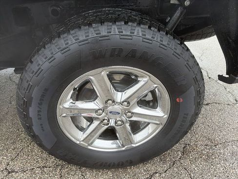 Used 2025 Ford F150 XLT w/ Equipment Group 301A Standard image 14