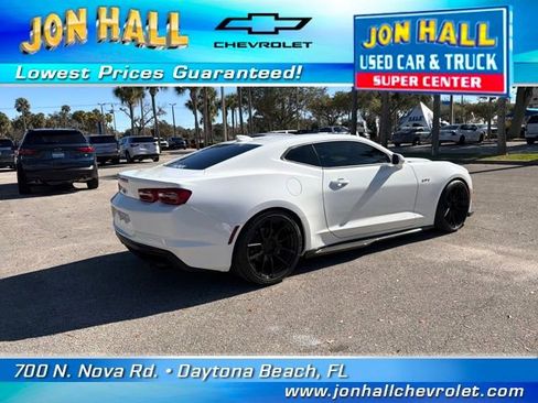 Used 2022 Chevrolet Camaro LT w/ Technology Package image 13
