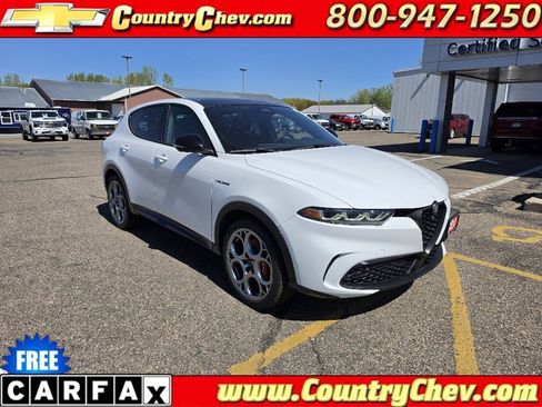 Used 2024 Alfa Romeo Tonale Veloce AWD/4WD image 1