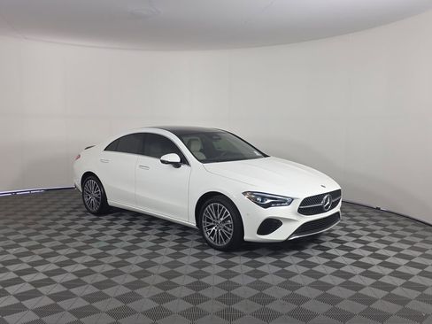 Used 2025 Mercedes-Benz CLA 250 image 9