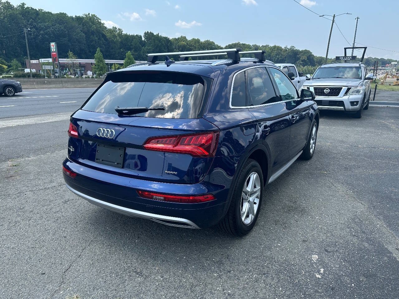 Used 2019 Audi Q5 2.0T Premium w/ Convenience Package AWD/4WD image 5