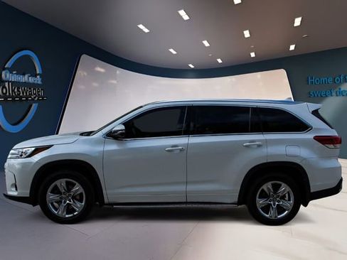 Used 2019 Toyota Highlander Limited image 7