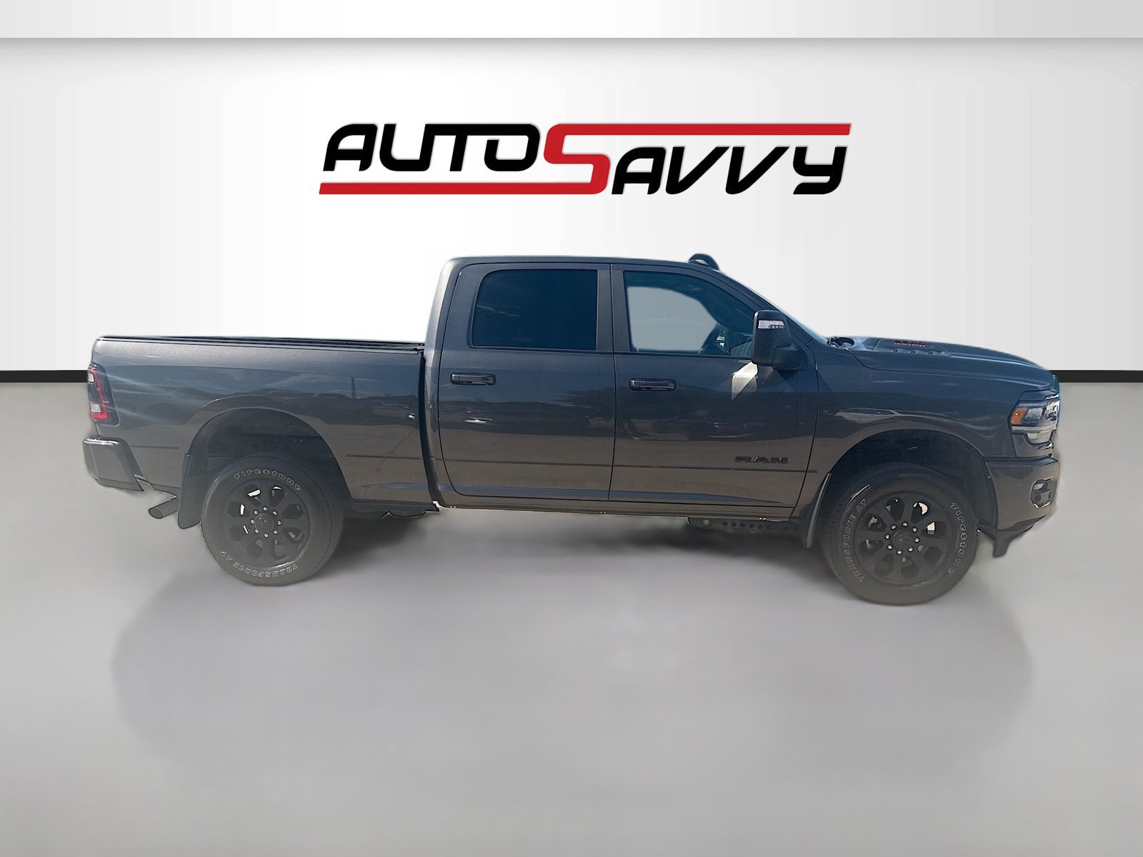 Used 2024 RAM 2500 Laramie AWD/4WD image 8