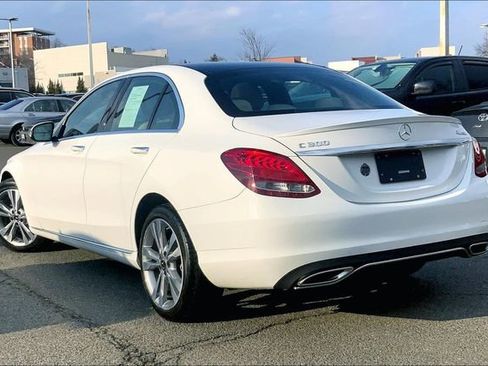 Used 2018 Mercedes-Benz C 300 4MATIC Sedan image 10