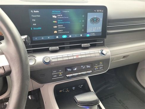 Used 2024 Hyundai Kona SEL image 20